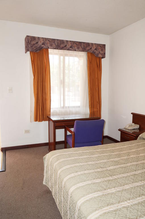 Maria Luisa Inn & Suites Juarez  部屋 写真