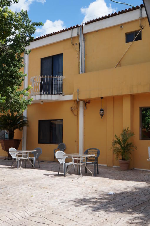 Maria Luisa Inn & Suites Juarez  エクステリア 写真